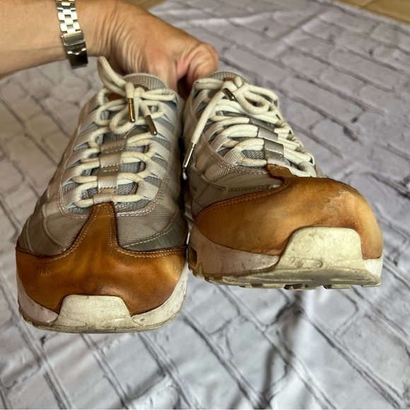 Nike Air Max 2017 Womens 10 Running Shoes Sneakers AH8697-002 - Picture 4 of 16